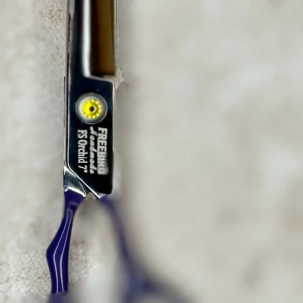 Freebird Grooming Shears Set: 6 Thinning, 7 Straight, 6.5 Curved Case - Picture 9 of 10